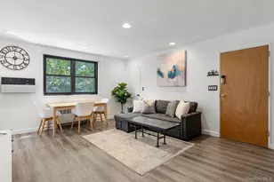 58-09 246th Crescent, Douglaston, NY 11362 - Photo 2