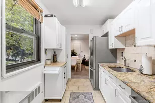 58-09 246th Crescent, Douglaston, NY 11362 - Photo 6