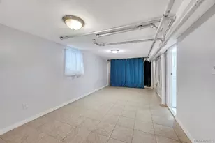 61-44 Eliot Ave, Middle Village, NY 11379 - Photo 32