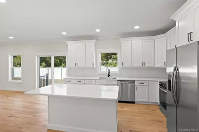 557 Canal Road, Mount Sinai, NY 11766 - Photo 16