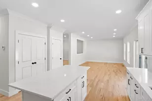 557 Canal Rd, Mount Sinai, NY 11766 - Photo 18