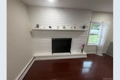 1132 Udall Road, Bay Shore, NY 11706 - Photo 2