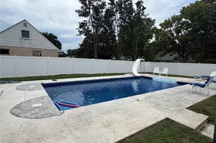 1132 Udall Rd, Bay Shore, NY 11706 - Photo 10