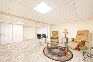 36 Briarwood Dr, Huntington, NY 11743 - Photo 22