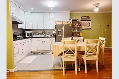 122-11 26th Avenue, Flushing, NY 11354 - Photo 4