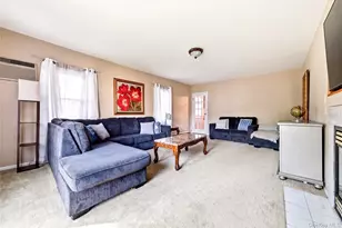 205 Stuart Rd, Valley Stream, NY 11581 - Photo 16