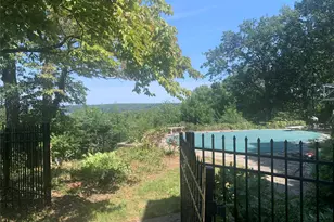105 Laurel Ln, Port Jefferson, NY 11777 - Photo 30
