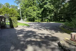 15 Kentwood Dr, Carmel, NY 10512 - Photo 48