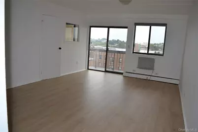 8708 Justice Avenue #8A, Elmhurst, NY 11373 - Photo 4