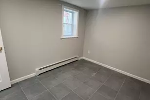 2524 Tenbroeck Ave, Bronx, NY 10469 - Photo 12