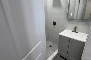 2524 Tenbroeck Ave, Bronx, NY 10469 - Photo 6