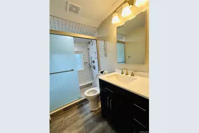 86 Shepherd Lane, Levittown, NY 11756 - Photo 20