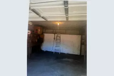8104 169th Street, Jamaica, NY 11432 - Photo 4