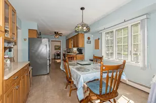 31 Cedar Branch St, Middle Island, NY 11953 - Photo 6