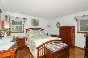31 Cedar Branch St, Middle Island, NY 11953 - Photo 10