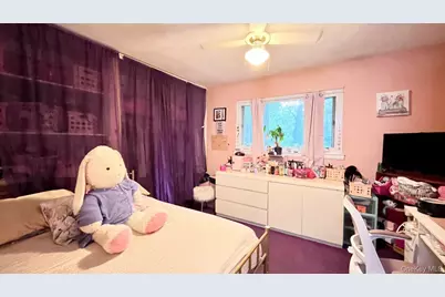 5 Arizona Place, Huntington Station, NY 11746 - Photo 8