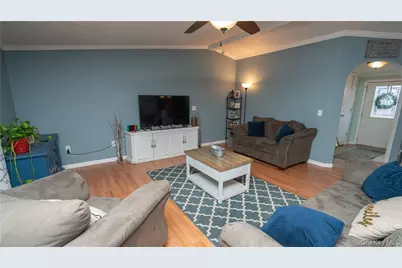 3 Wildwood Lane, Wallkill, NY 12589 - Photo 2