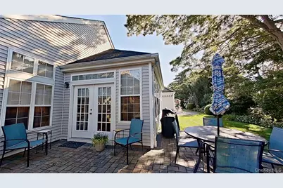 454 Leisure Drive, Ridge, NY 11961 - Photo 4