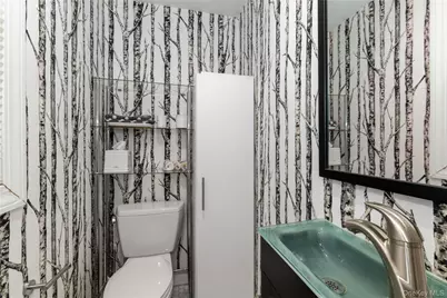 381 Woodmere Boulevard, Woodmere, NY 11598 - Photo 8