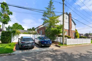 381 Woodmere Blvd, Woodmere, NY 11598 - Photo 16