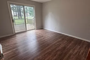 203 Lake Pointe Cir, Middle Island, NY 11953 - Photo 12
