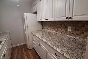 203 Lake Pointe Cir, Middle Island, NY 11953 - Photo 6