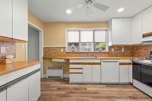 136 Grant Ave, White Plains, NY 10604 - Photo 18