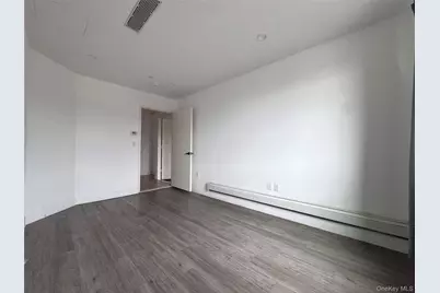 136-20 Booth Memorial Avenue #3A, Flushing, NY 11355 - Photo 14