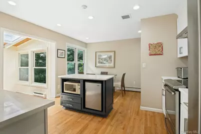 2 Lakeview Avenue W, Cortlandt Manor, NY 10567 - Photo 10