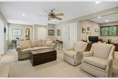 2 Lakeview Avenue W, Cortlandt Manor, NY 10567 - Photo 20