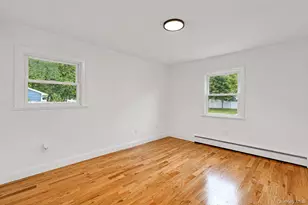1 Martin Ct, Coram, NY 11727 - Photo 20
