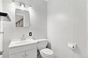 7 Roundtree Ct, Beacon, NY 12508 - Photo 14