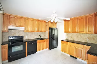 260 Union Valley Road, Mahopac, NY 10541 - Photo 10