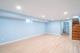 92-21 Winchester Blvd, Queens Village, NY 11428 - Photo 16