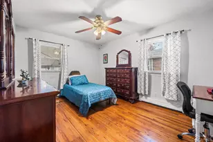 44 Belmont Blvd, Elmont, NY 11003 - Photo 12