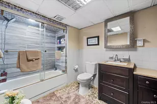 44 Belmont Blvd, Elmont, NY 11003 - Photo 16