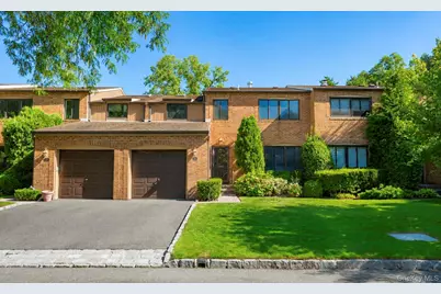 95 Windsor Gate Drive, New Hyde Park, NY 11040 - Photo 48