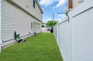 7 Mohawk Dr, Massapequa, NY 11758 - Photo 36