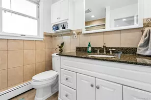 7 Mohawk Dr, Massapequa, NY 11758 - Photo 24