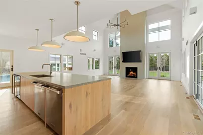 275 Narrow Lane, Bridgehampton, NY 11932 - Photo 16