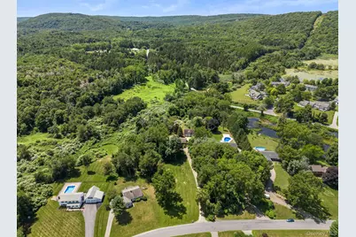 12 Rebecca Drive, Pawling, NY 12564 - Photo 2