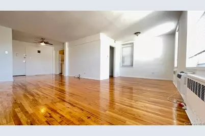 63-11 Queens Boulevard #E17, Woodside, NY 11377 - Photo 4