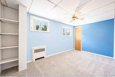 1032 N Hamilton Avenue, Lindenhurst, NY 11757 - Photo 30