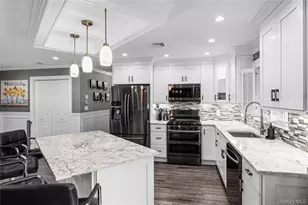 133 Missouri Ave, Bay Shore, NY 11706 - Photo 10