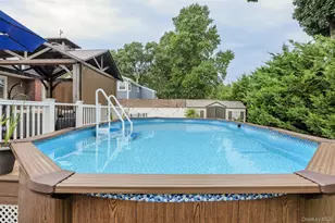 133 Missouri Ave, Bay Shore, NY 11706 - Photo 32