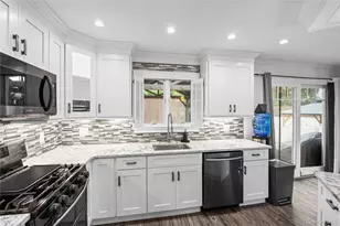 133 Missouri Ave, Bay Shore, NY 11706 - Photo 8