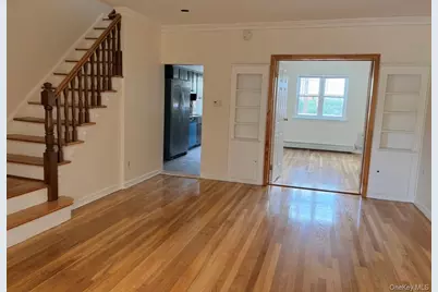 73-07 Utopia Parkway, Fresh Meadows, NY 11366 - Photo 4