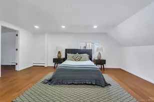 20 Howard St, Hicksville, NY 11801 - Photo 12