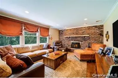 10 Evergreen Court, Suffern, NY 10901 - Photo 12