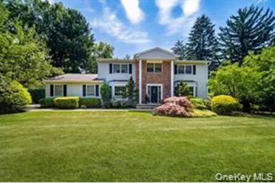 10 Evergreen Court, Suffern, NY 10901 - Photo 2